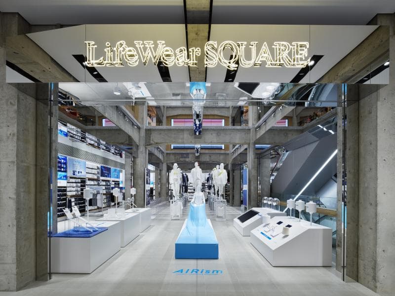 UNIQLO TOKYO