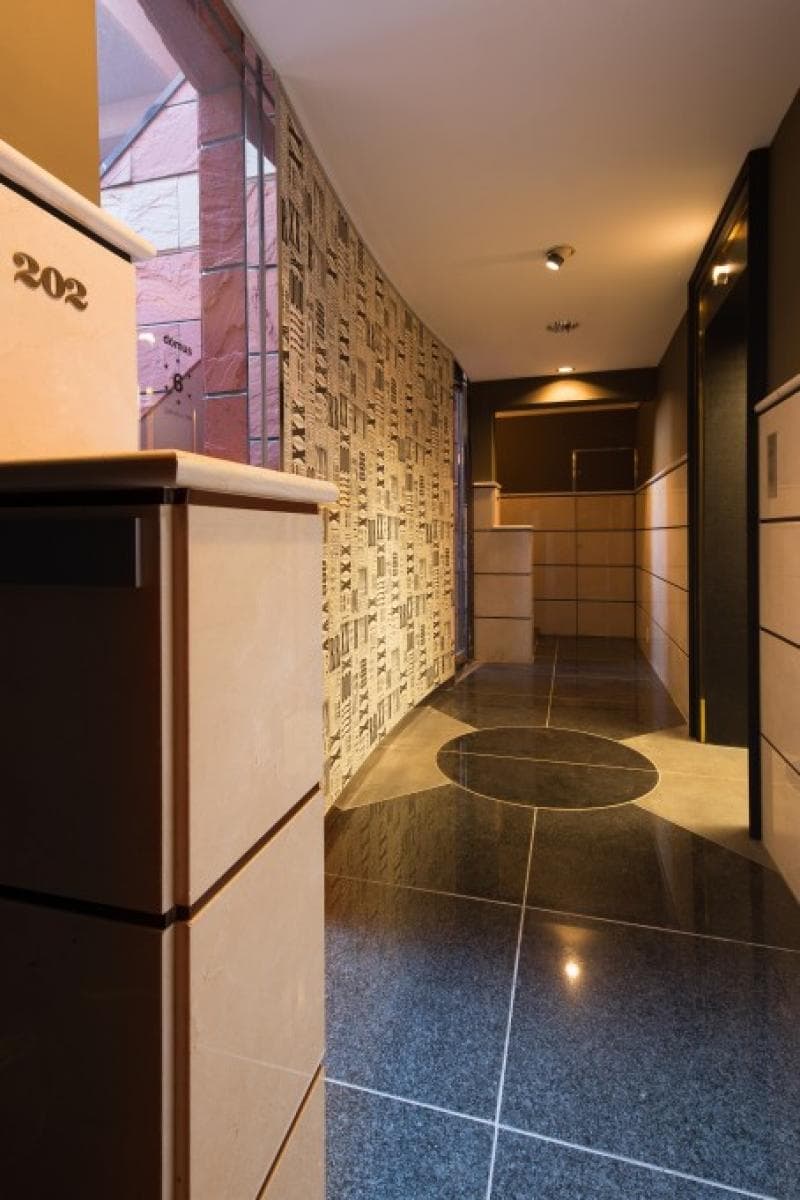 Domus Six