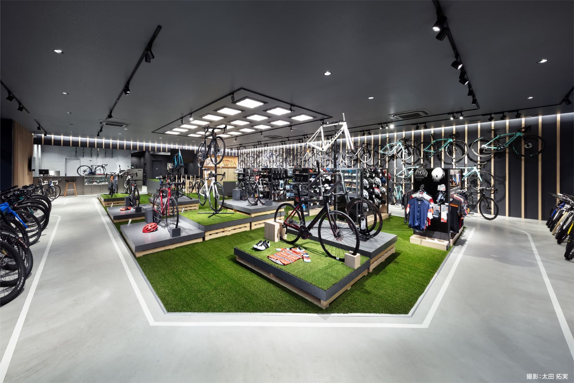 THE BASE SPORTS BIKE & COMMUNITY