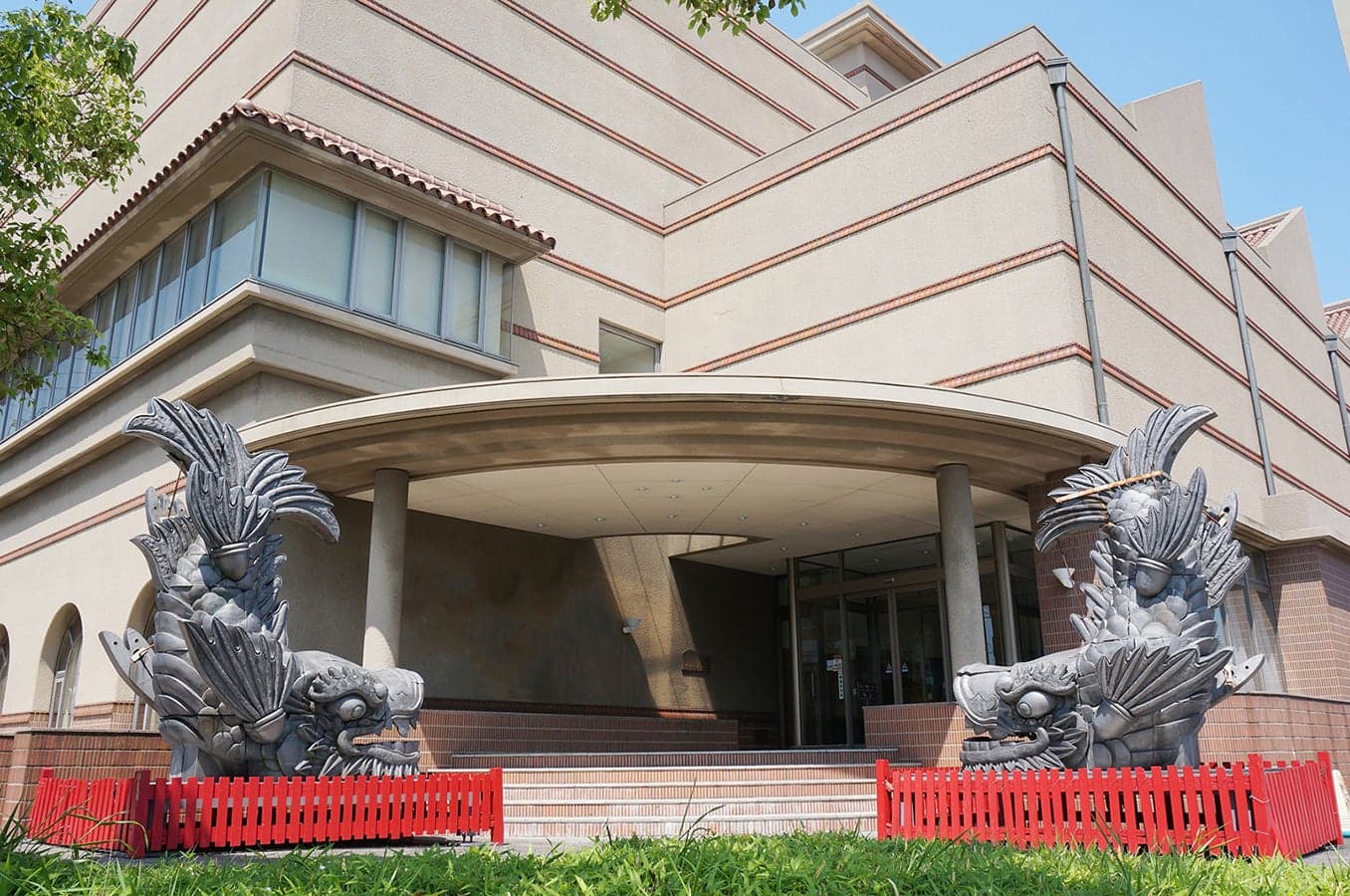 高滨市陶瓷之乡河原美术馆·图书馆