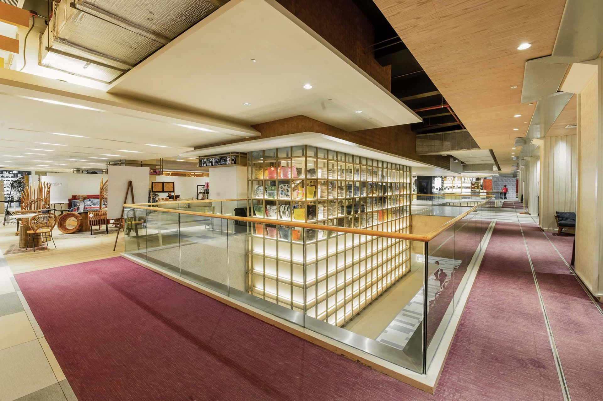 MITSUKOSHI BGC