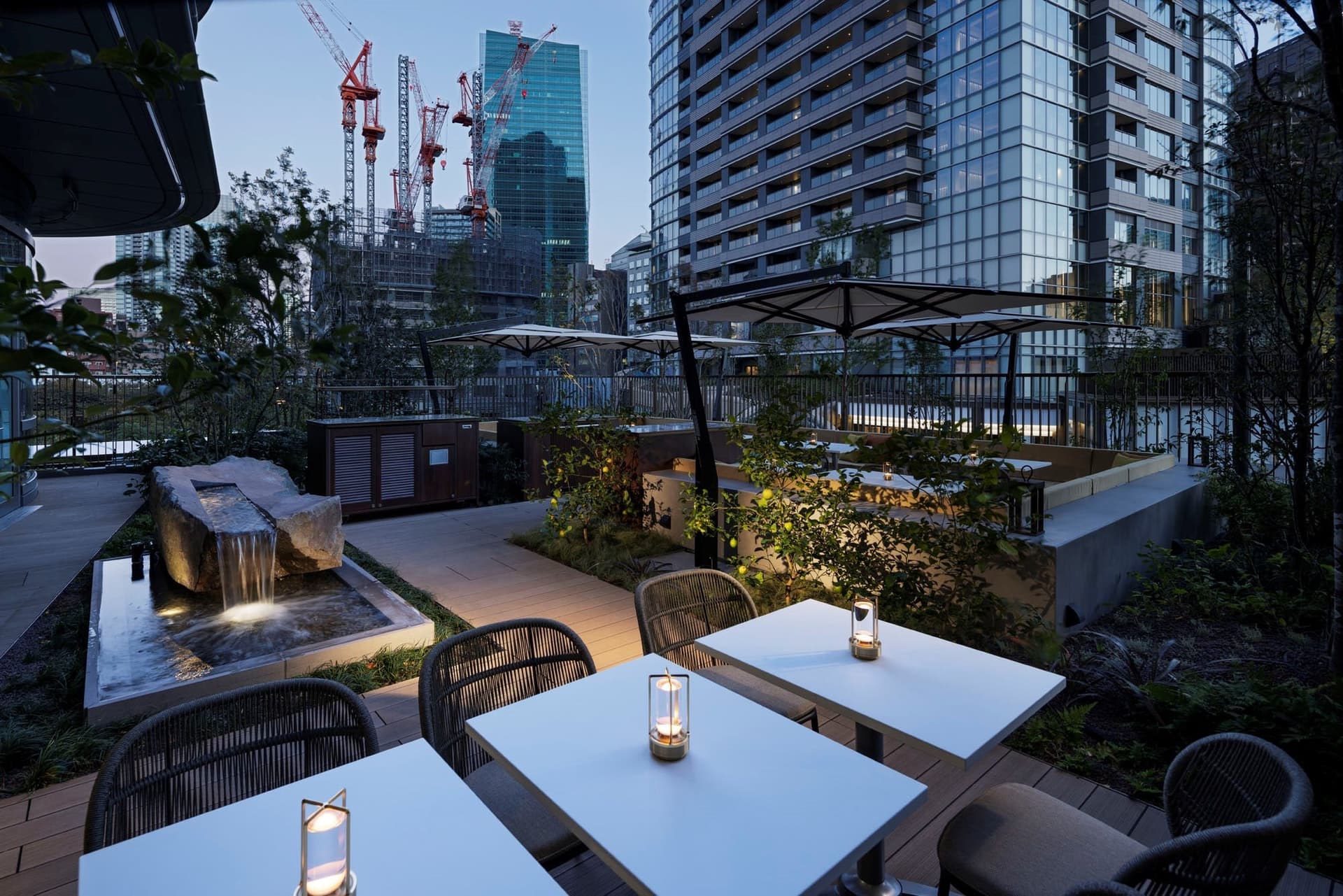 麻布台ヒルズ・タワープラザ3階 Balcony by 6th / The Lovers’ Lounge