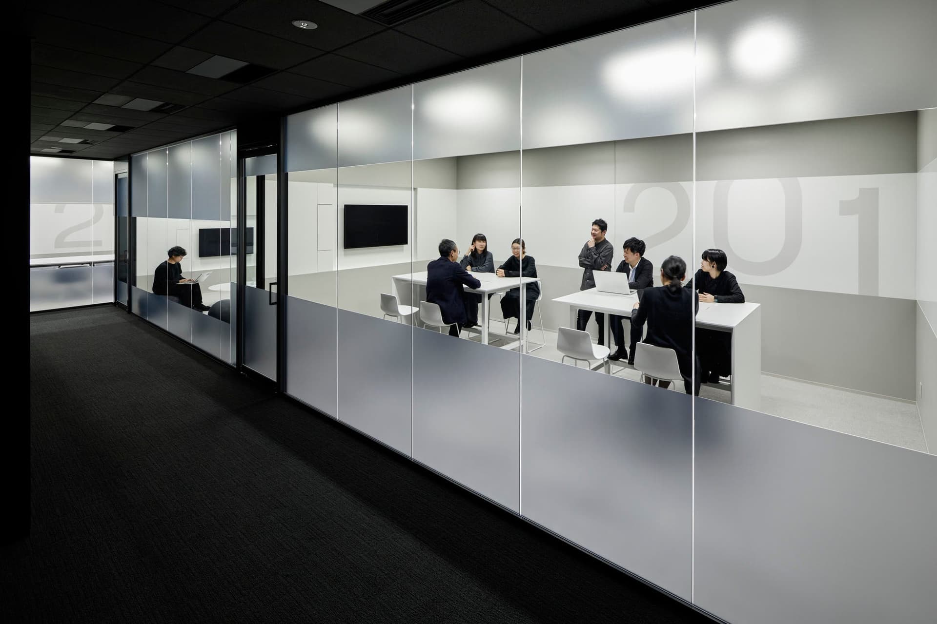 “为乃村工艺社集团创造未来工作模式”——集团公司基地整合项目