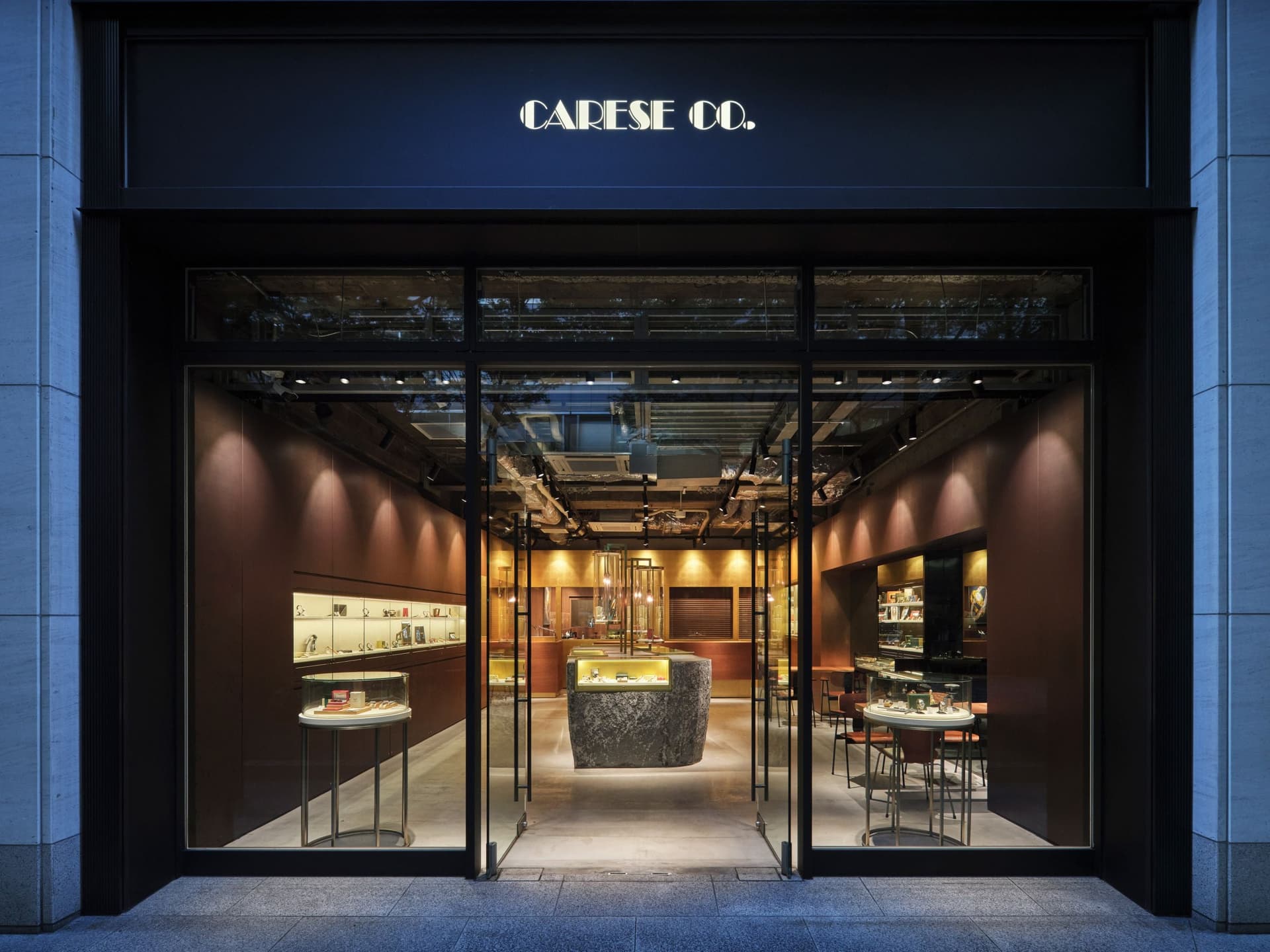 CARESE 丸の内店