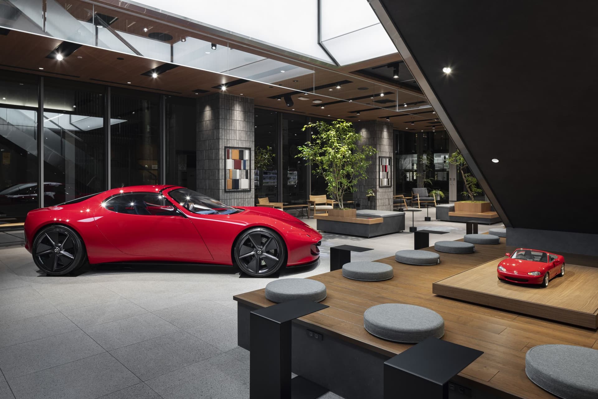 MAZDA TRANS AOYAMA6