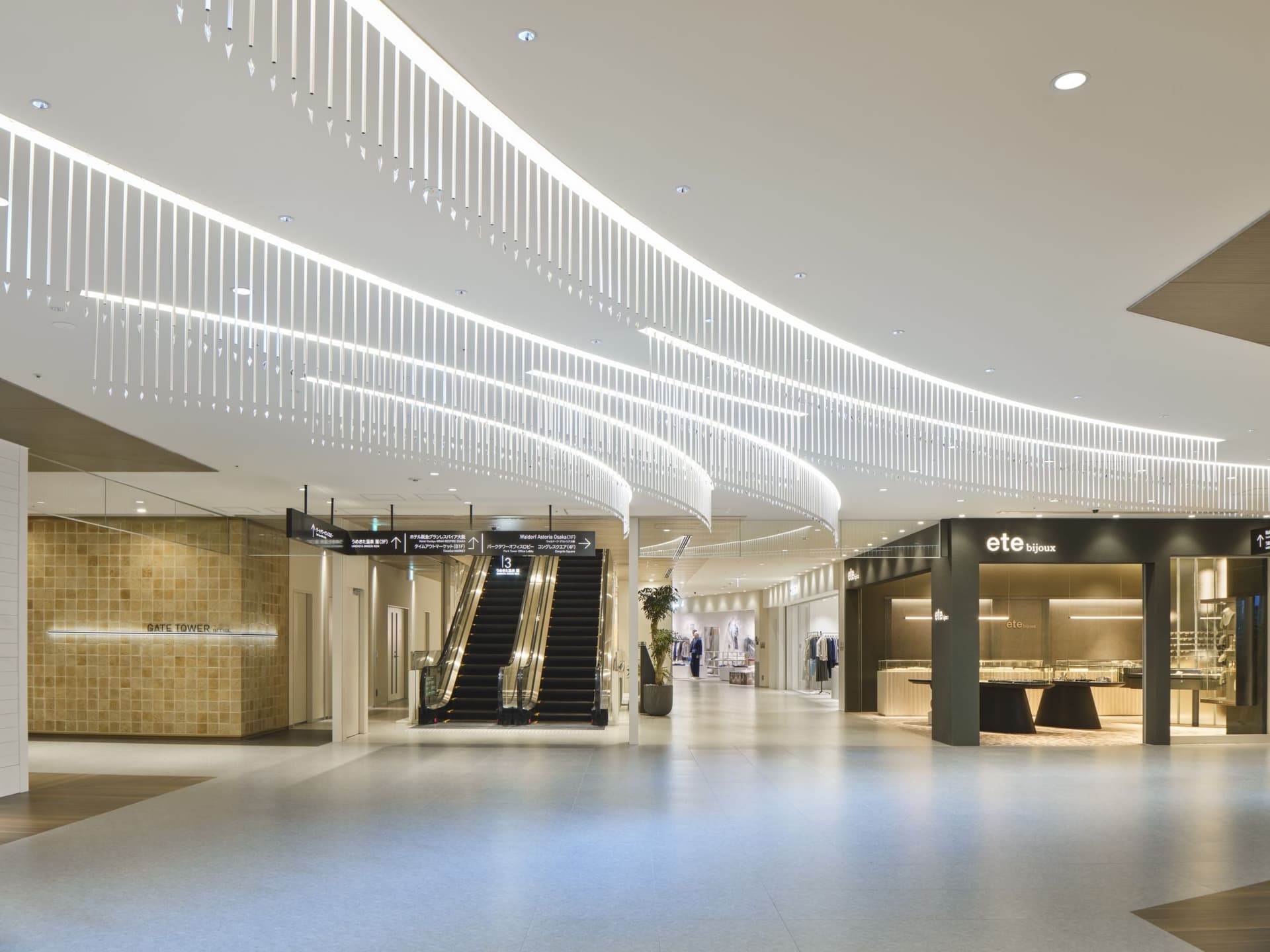 グラングリーン大阪(GRAND GREEN OSAKA)南館4