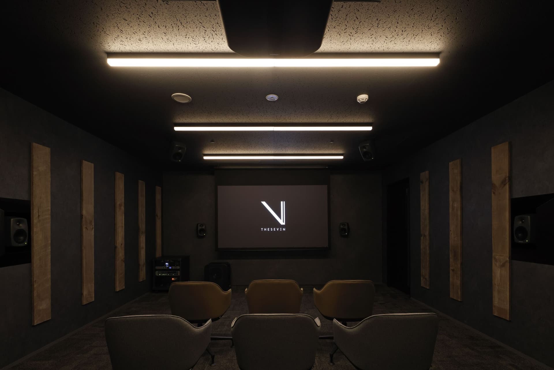 THE SEVEN Co., Ltd. B1F Office 6