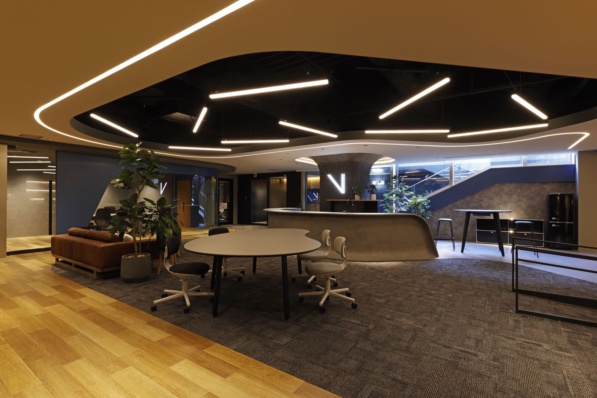 THE SEVEN Co., Ltd. B1F Office 3