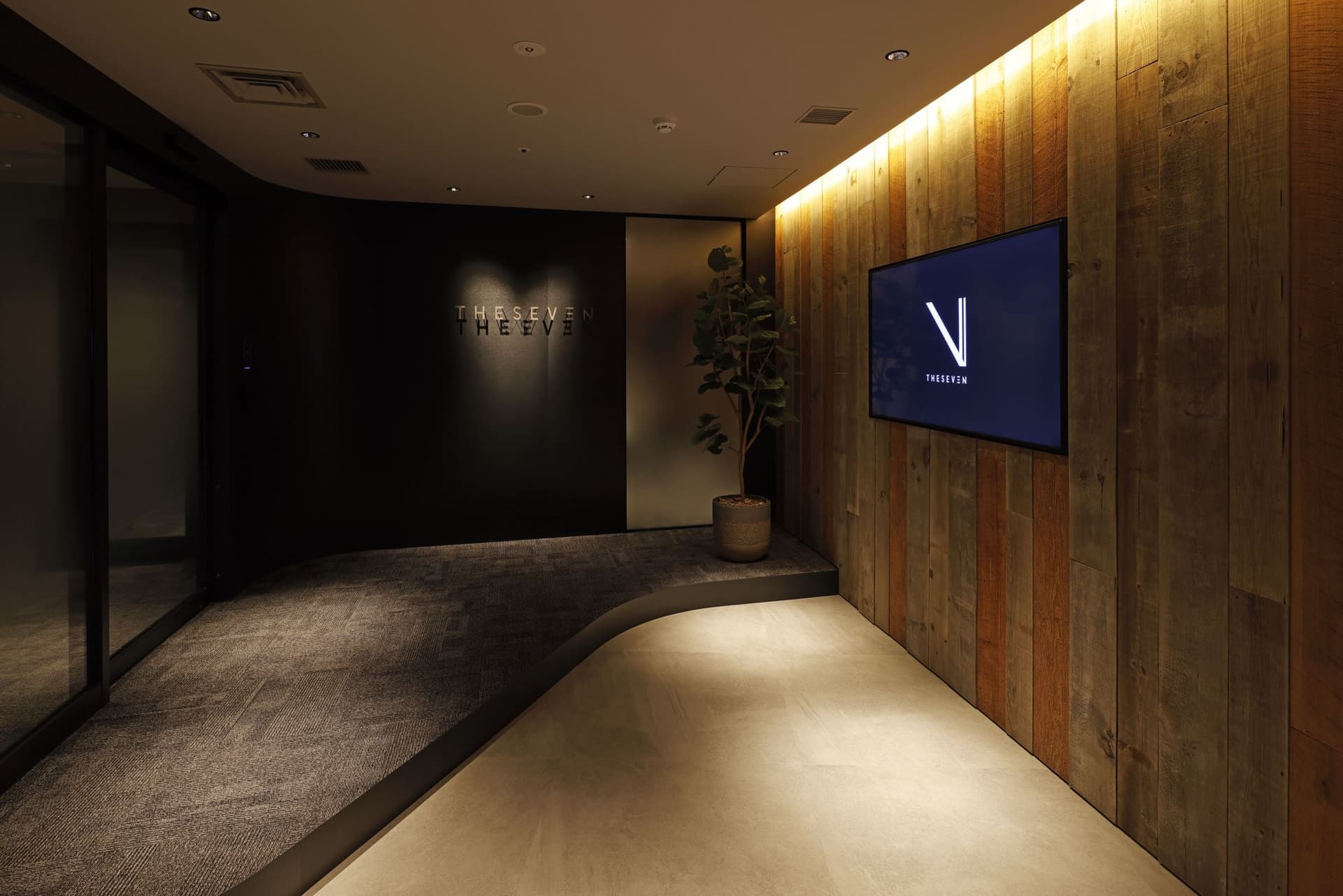 THE SEVEN Co., Ltd. B1F Office 4