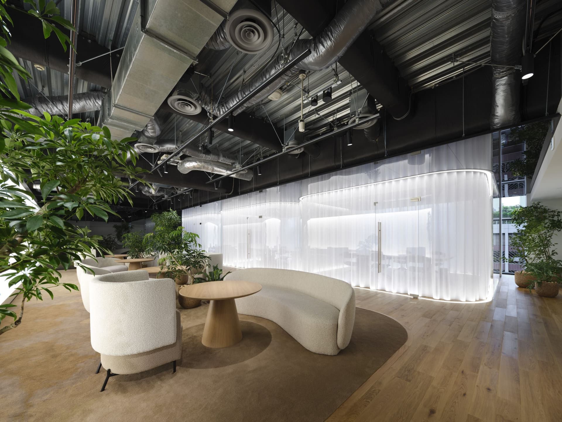NOMURA Co.,Ltd. Recruiting Space "tokeru" 2