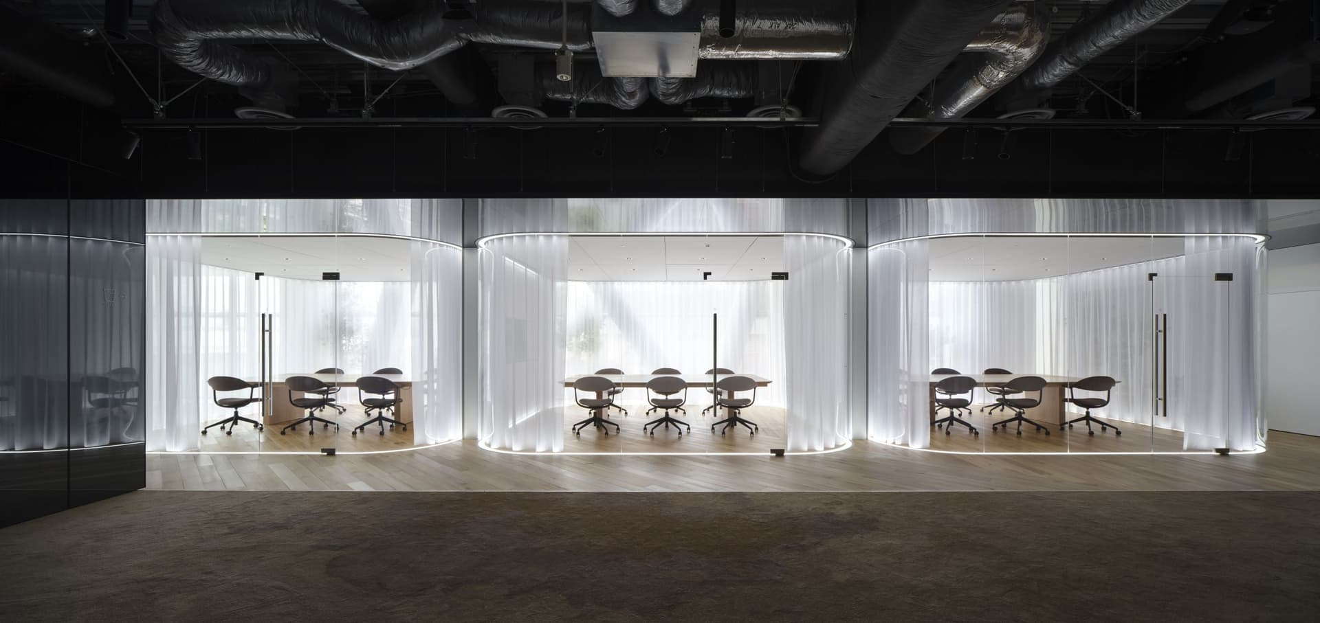 NOMURA Co.,Ltd. Recruiting Space "tokeru" 4