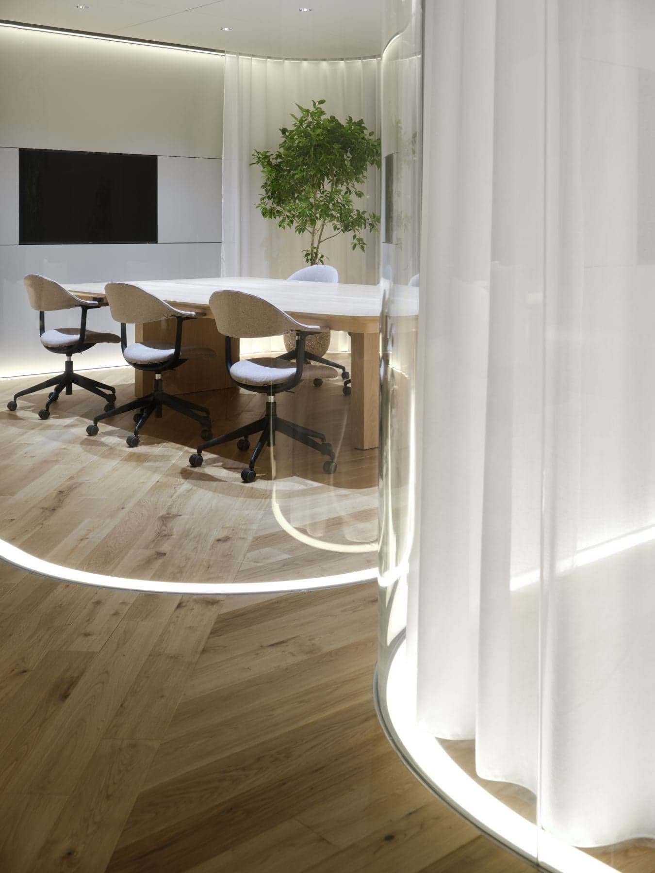 NOMURA Co.,Ltd. Recruiting Space "tokeru" 5