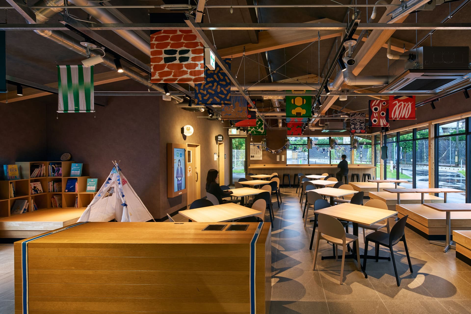 ハッピーローソンタウン池田伏尾台店
